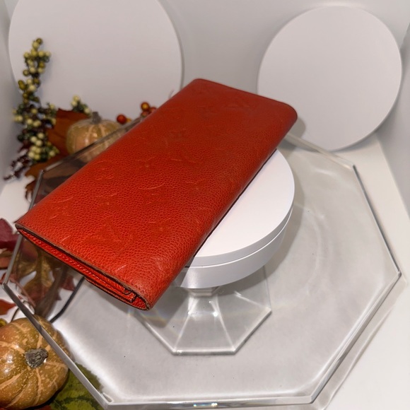 Louis Vuitton Empreinte Curieuse Red Wallet w/Insert - Gently Loved! - Picture 12 of 12